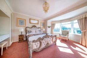 *105* Setup for your most relaxed & amazing stay + Free Parking + Free Fast WiFi *